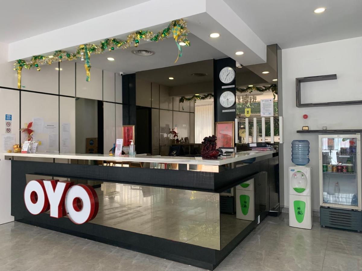 Oyo 676 Hotel Osaka Batam Kültér fotó