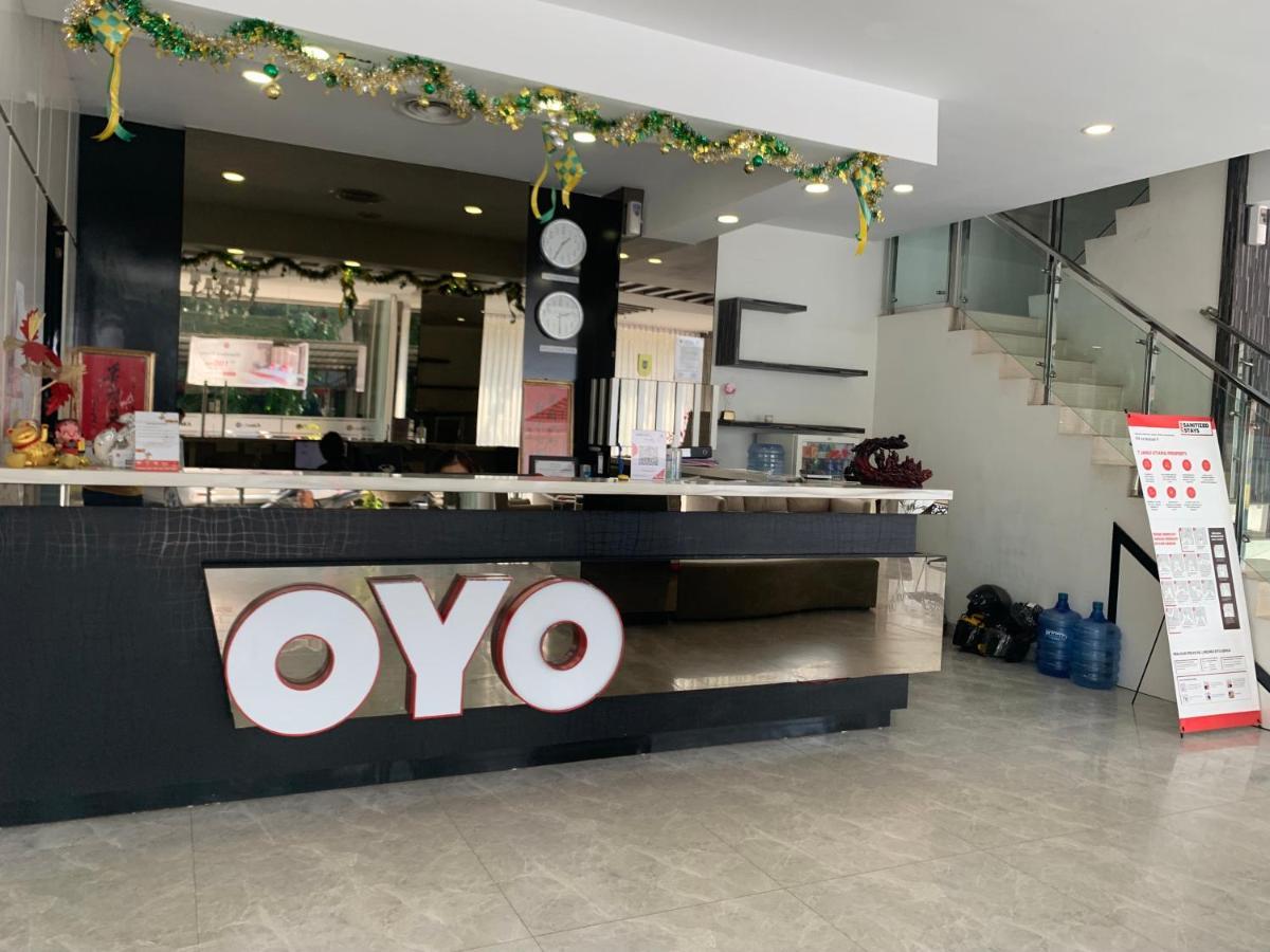Oyo 676 Hotel Osaka Batam Kültér fotó