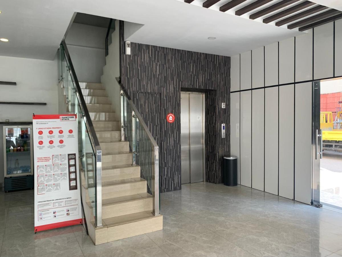 Oyo 676 Hotel Osaka Batam Kültér fotó