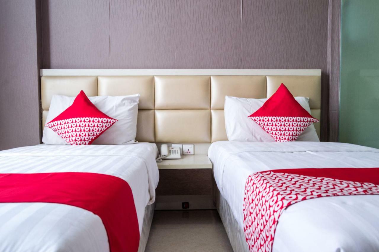 Oyo 676 Hotel Osaka Batam Kültér fotó